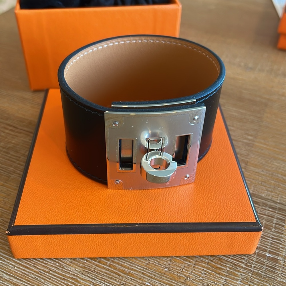 Hermès Kelly Dog Bracelet Black and Silver